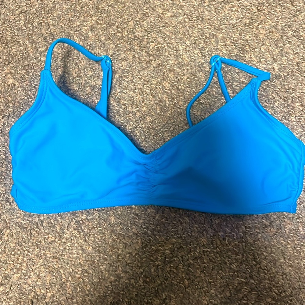 Beautiful Blue, loves this top i just had too small of a chest😂